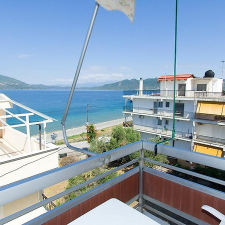 Valkaniotis Apartments Loutra Edipsou  Buitenkant foto