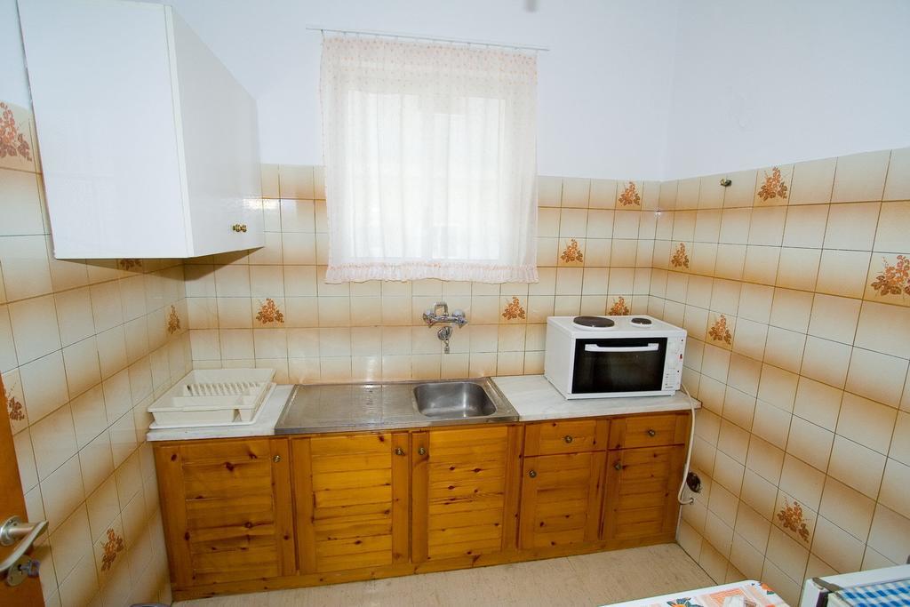 Valkaniotis Apartments Loutra Edipsou  Buitenkant foto