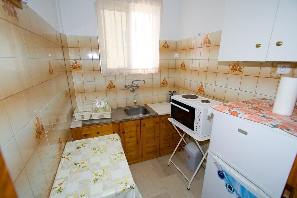 Valkaniotis Apartments Loutra Edipsou  Buitenkant foto