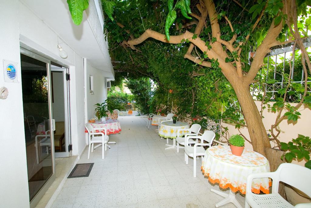 Valkaniotis Apartments Loutra Edipsou  Buitenkant foto